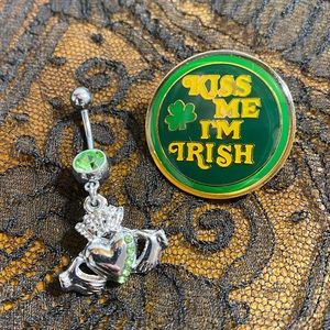Irish Claddagh Dangling Belly Ring w/ Green Crystals and 'Kiss Me I'm Irish' Pin